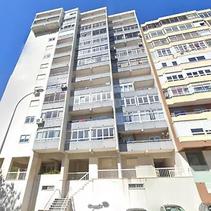 Wonderful Shared In Alfornelos - Near Metro! , Lisboa Portugal